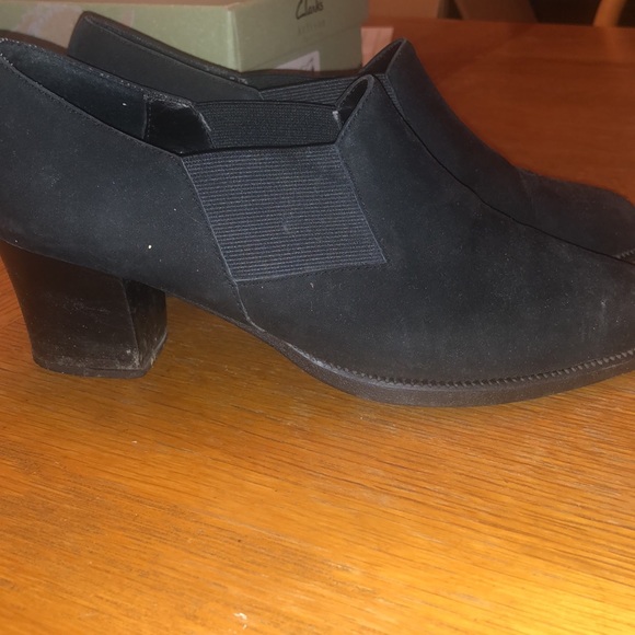 Women’s Aerosole Shoes - Picture 2 of 3